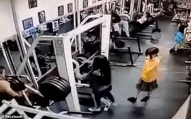 A 42-year-old woman (center) steps on a 400-pound barbell while her daughter (right) watches her before a metal rod hits her neck and kills her.