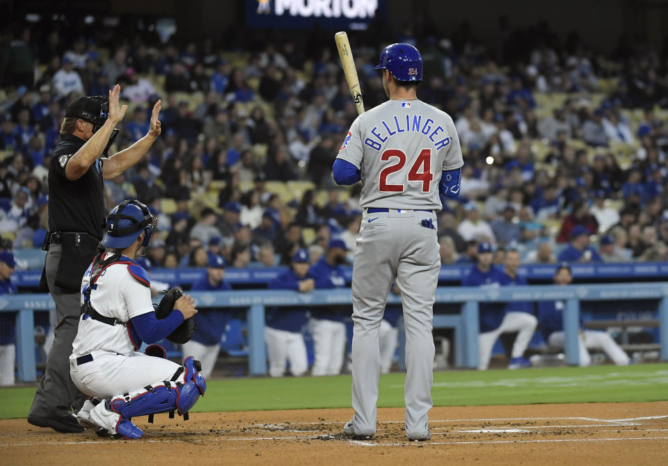 Cody Bellinger received a pitch clock injury for acknowledging Dodgers fans.  (Photo by Kevork Djansezian/Getty Images)